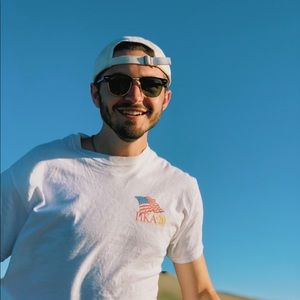 Meet your Posher, Grayson